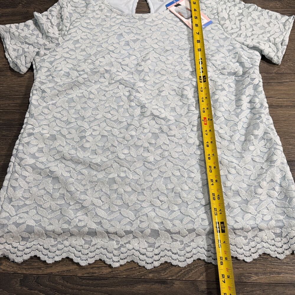 NWT Teddi Rose Sz L Light Blue Floral Lace Top Scalloped Hem Coquette Romantic - Picture 10 of 10